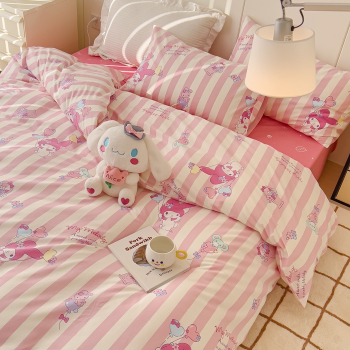 91家纺网 家纺一手货源 找家纺 感遇家纺 2024春夏新品全棉卡通印花四件套-第二批 条纹美乐蒂