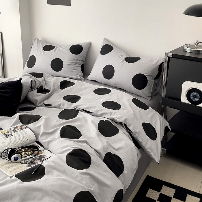 91家纺网 家纺一手货源 找家纺 梦家居 2024新款春季新品北欧简约风四件套 黑灰波点