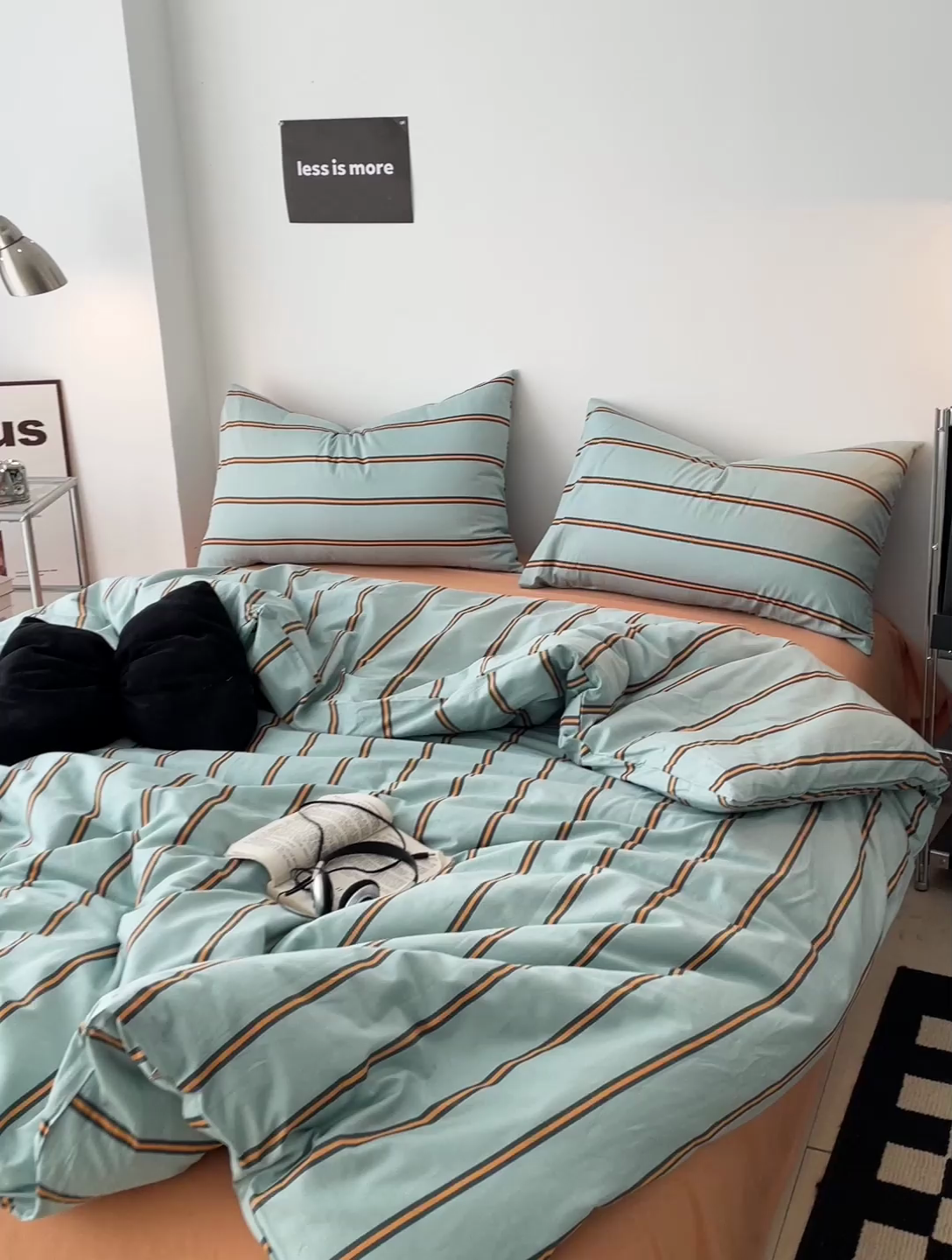 91家纺网 家纺一手货源 找家纺 梦家居 2024新款春季新品北欧简约风四件套 蓝桔宽条