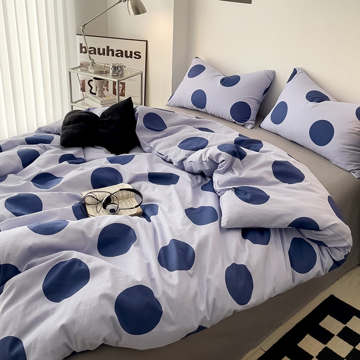 91家纺网 家纺一手货源 找家纺 梦家居 2024新款春季新品北欧简约风四件套 深蓝波点