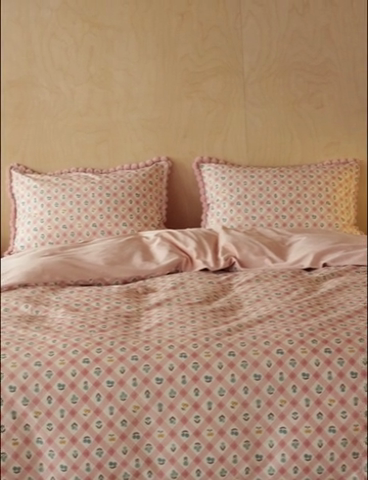 91家纺网 家纺一手货源 找家纺 棉眠 2024新款AB版毛球款棉加绒四件套 甜茶日记（棉加绒）