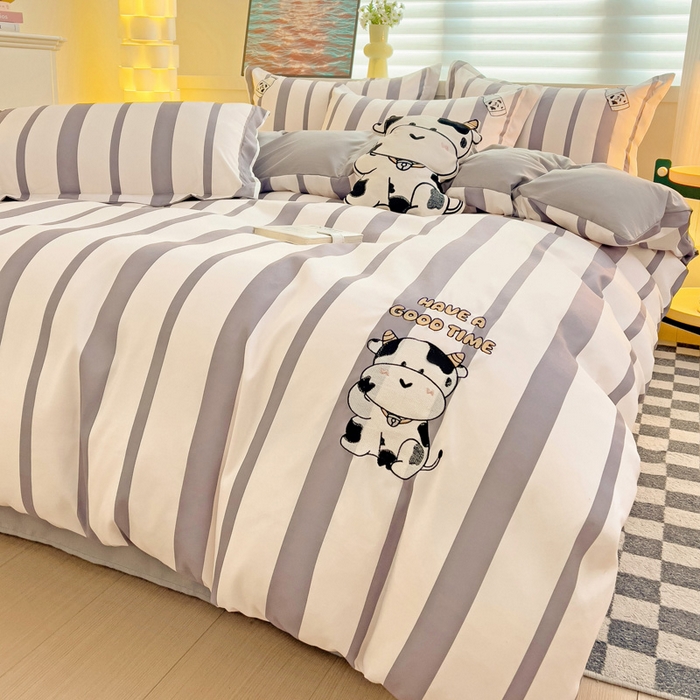 91家纺网 家纺一手货源 找家纺 娜娜 2024新款磨毛水洗棉刺绣四件套 	 牛牛怪-灰