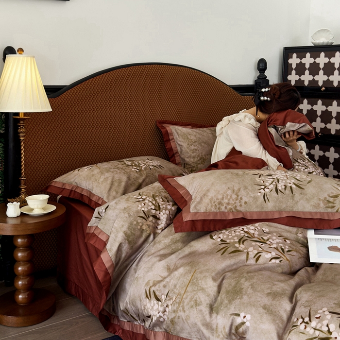 91家纺网 家纺一手货源 找家纺 由丽家纺 2025新款数码印花四件套-云裳 云裳-驼