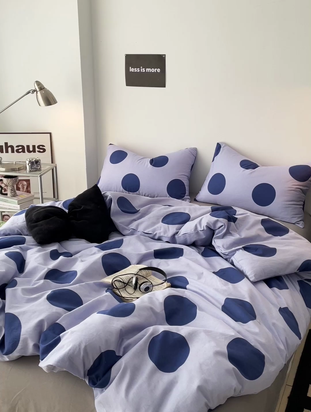 91家纺网 家纺一手货源 找家纺 梦家居 2024新款春季新品北欧简约风四件套 深蓝波点