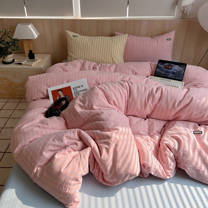 91家纺网 家纺一手货源 找家纺 （总）玛奇朵 2024新款多巴胺INS博主同款全棉色织条纹混搭-布拉格