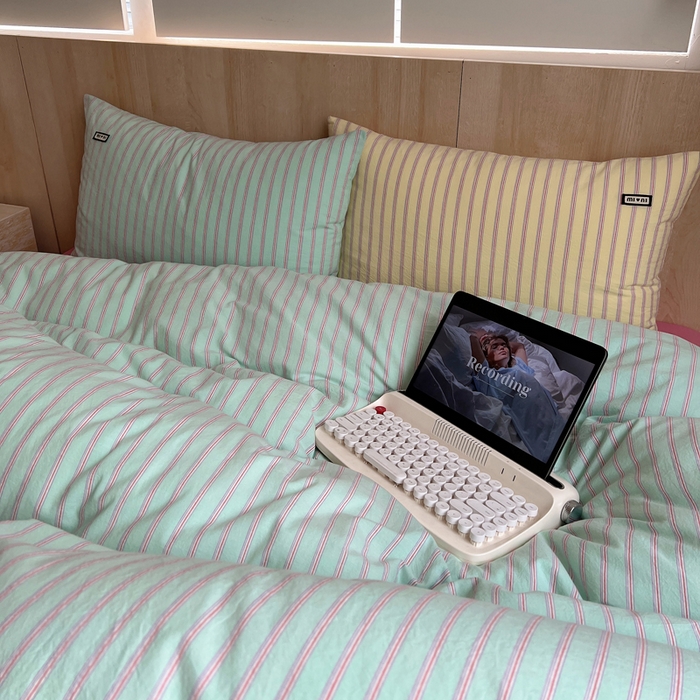 91家纺网 家纺一手货源 找家纺 玛奇朵 2024新款多巴胺INS博主同款全棉色织条纹混搭-布拉格 布拉格-绿