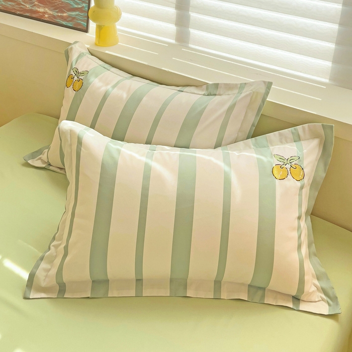 91家纺网 家纺一手货源 找家纺 娜娜 2024新款磨毛水洗棉刺绣四件套 	 樱桃小熊-绿