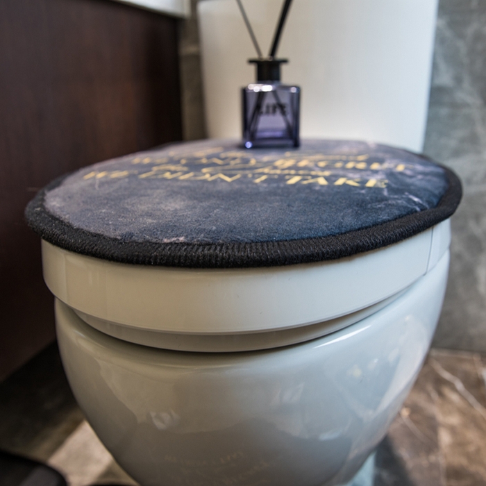 91家纺网 家纺一手货源 找家纺 爵仕家纺 2024新款网销款卫浴三件套地垫马桶盖 黑金大理石