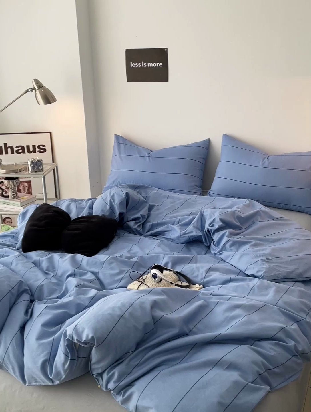 91家纺网 家纺一手货源 找家纺 梦家居 2024新款春季新品北欧简约风四件套 宽条浅蓝