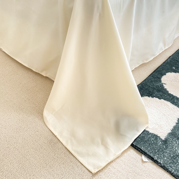 91家纺网 家纺一手货源 找家纺 芷凡家纺 2024新款亲肤棉纯色双拼四件套 果绿+米白