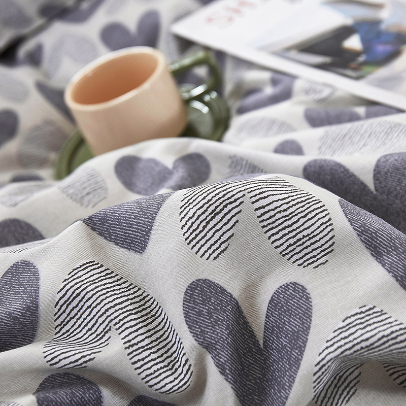 91家纺网 家纺一手货源 找家纺 名优家纺 2024新款13070套件系列-单被套 紫雾爱心