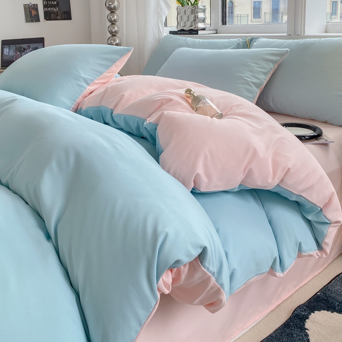 91家纺网 家纺一手货源 找家纺 芷凡家纺 2024新款亲肤棉纯色双拼四件套 蓝灰+奶油粉