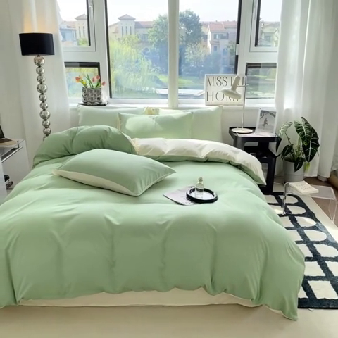 91家纺网 家纺一手货源 找家纺 芷凡家纺 2024新款亲肤棉纯色双拼四件套 果绿+米白