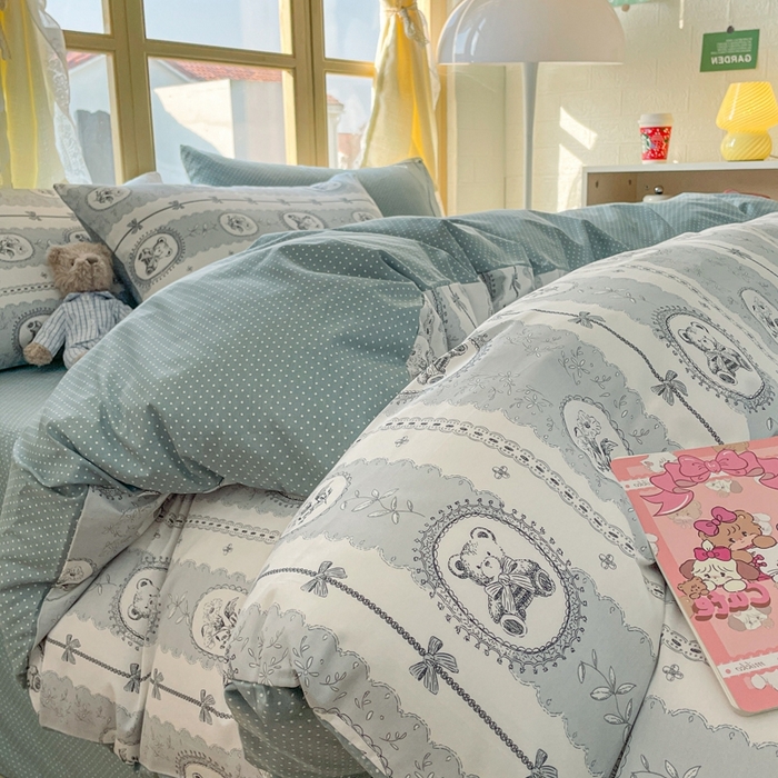 91家纺网 家纺一手货源 找家纺 捌月 2024新款全棉小花匠系列四件套单品系列 朵拉熊