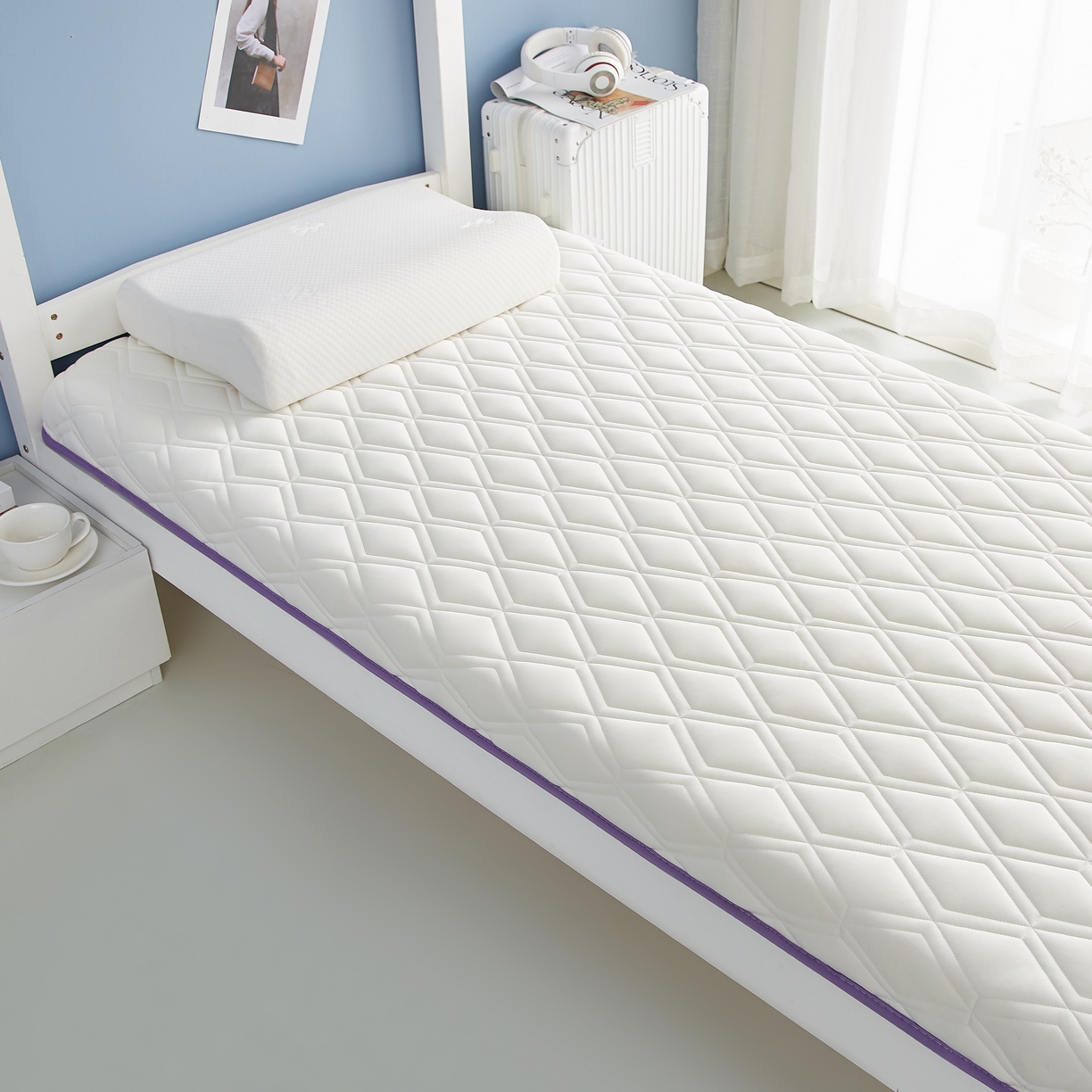 91家纺网 家纺一手货源 找家纺 （总）鹿辉 2025新款A类牛奶丝烫画单边床垫笑脸款