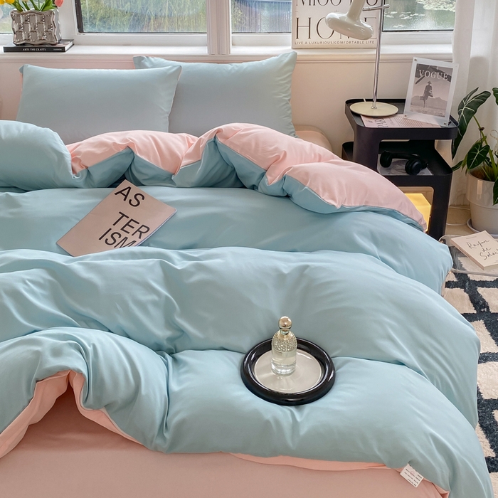 91家纺网 家纺一手货源 找家纺 芷凡家纺 2024新款亲肤棉纯色双拼四件套 蓝灰+奶油粉