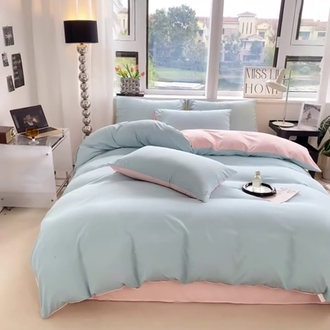 91家纺网 家纺一手货源 找家纺 芷凡家纺 2024新款亲肤棉纯色双拼四件套 蓝灰+奶油粉