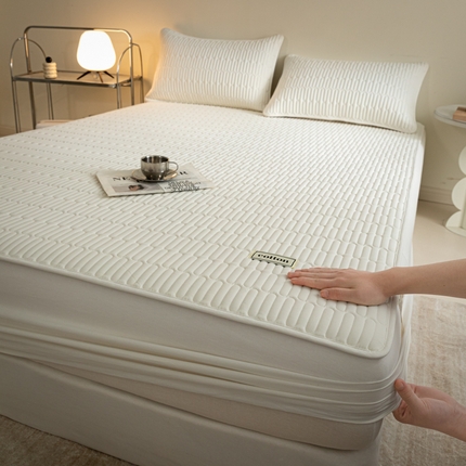 91家纺网 家纺一手货源 找家纺 芬晴家纺 2024新款纯棉水洗棉纯色夹棉床笠 漫游-奶白