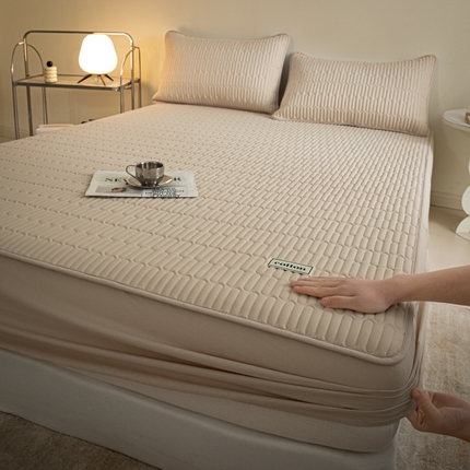 91家纺网 家纺一手货源 找家纺 （总）芬晴家纺 2024新款纯棉水洗棉纯色夹棉床笠