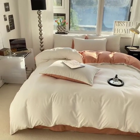 91家纺网 家纺一手货源 找家纺 芷凡家纺 2024新款亲肤棉纯色双拼四件套 奶白+果冻橙