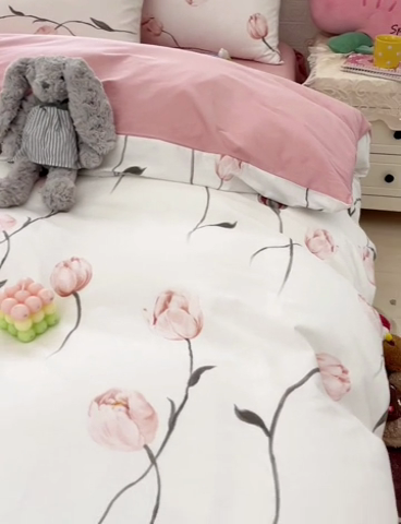 91家纺网 家纺一手货源 找家纺 捌月 2024新款全棉小花匠系列四件套单品系列 芳华