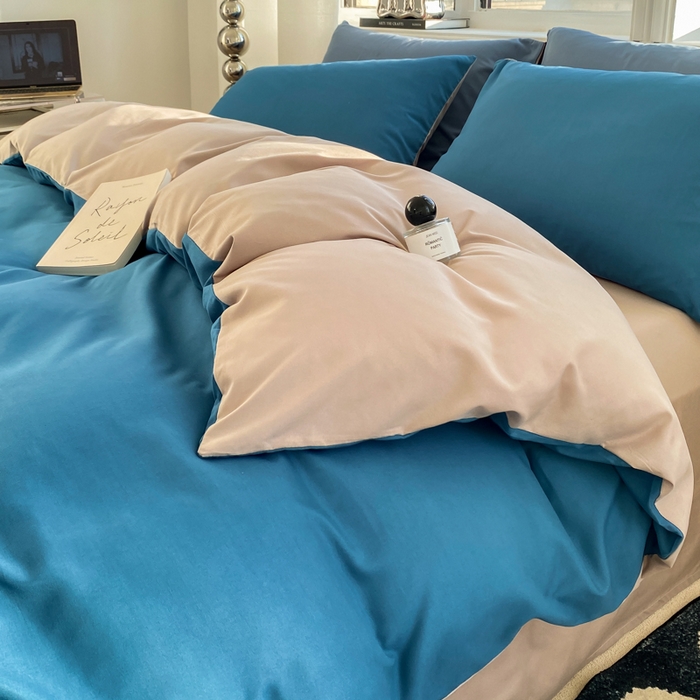 91家纺网 家纺一手货源 找家纺 芷凡家纺 2024新款亲肤棉纯色双拼四件套 蓝色+灰驼