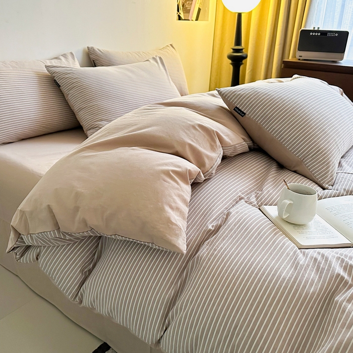 91家纺网 家纺一手货源 找家纺 小懒猪 2024新款色织水洗棉格子款四件套 米细条