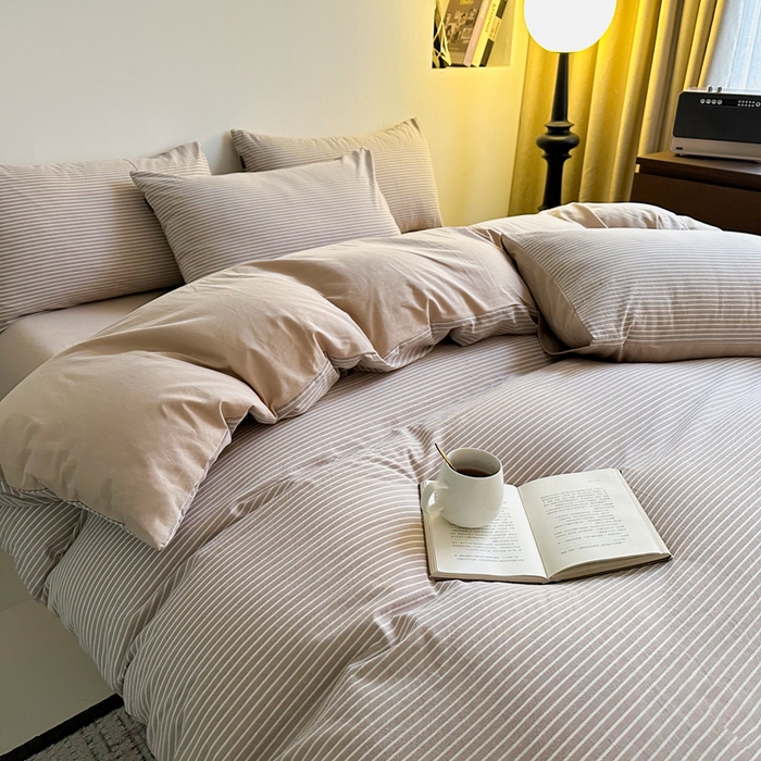 91家纺网 家纺一手货源 找家纺 小懒猪 2024新款色织水洗棉格子款四件套 米细条