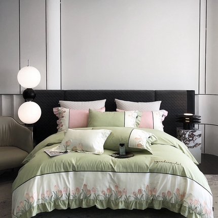 91家纺网 家纺一手货源 找家纺 卡姿家纺 2024新款秋冬全棉优雅刺绣四件套—粉色郁金香 粉色郁金香-豆绿