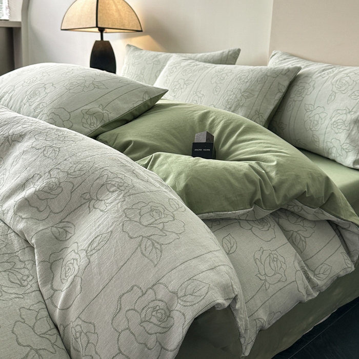 91家纺网 家纺一手货源 找家纺 ab家纺 2024新款全棉三层纱提花四件套系列-玫瑰 玫瑰绿