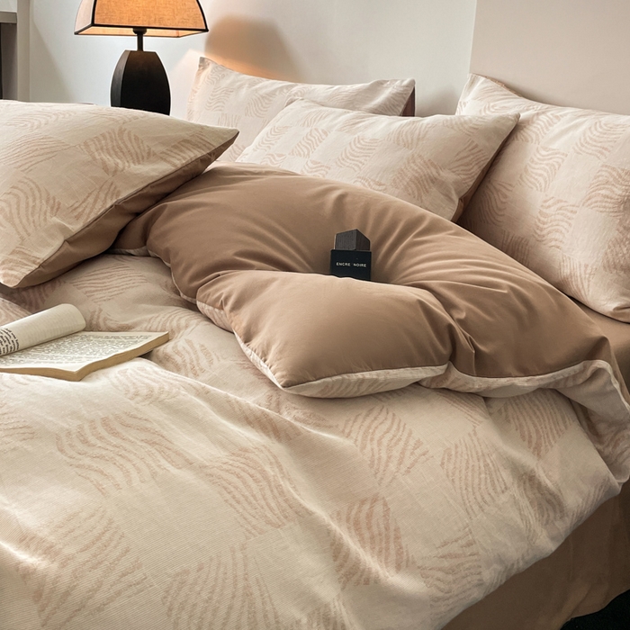 91家纺网 家纺一手货源 找家纺 ab家纺 2024新款全棉三层纱提花四件套系列-方格 方格咖