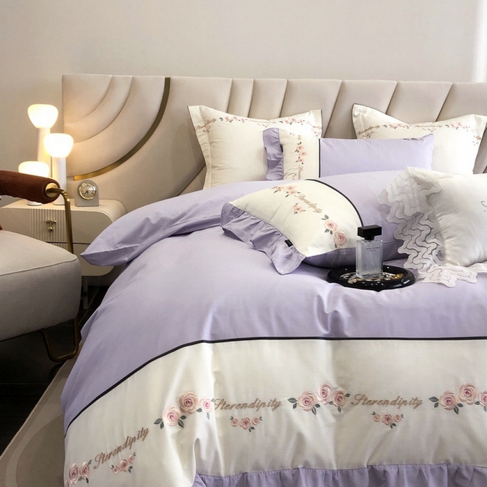 91家纺网 家纺一手货源 找家纺 卡姿家纺 2024新款春夏全棉优雅刺绣四件套-爱尔莎 爱尔莎-紫