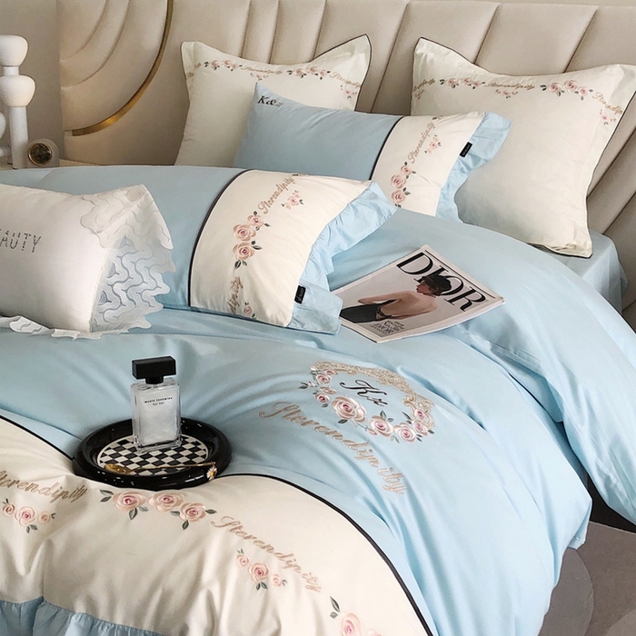 91家纺网 家纺一手货源 找家纺 卡姿家纺 2024新款春夏全棉优雅刺绣四件套-爱尔莎 爱尔莎-蓝