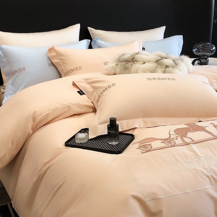 91家纺网 家纺一手货源 找家纺 卡姿家纺 2024新款春夏轻奢全棉简约款四件套-可可玛 可可玛米杏