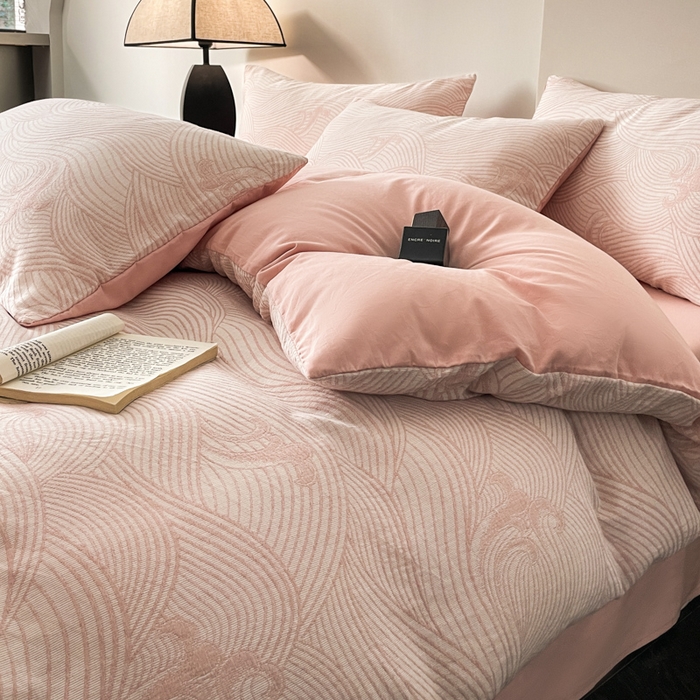 91家纺网 家纺一手货源 找家纺 （总）ab家纺 2024新款全棉三层纱提花四件套系列-浪花