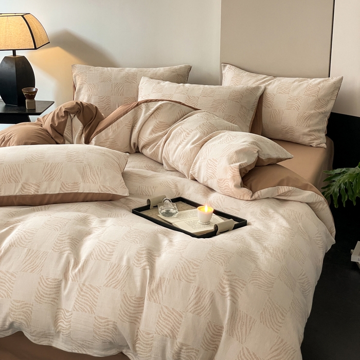 91家纺网 家纺一手货源 找家纺 ab家纺 2024新款全棉三层纱提花四件套系列-方格 方格咖