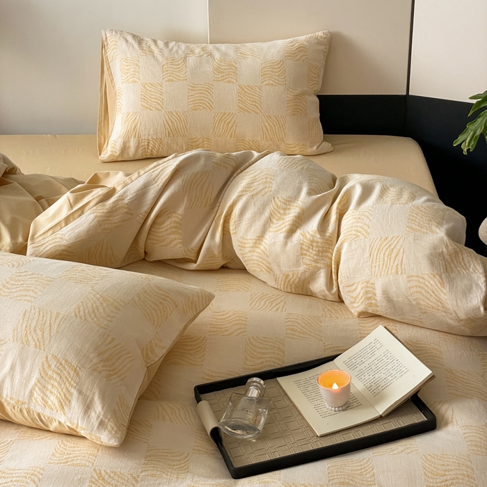 91家纺网 家纺一手货源 找家纺 ab家纺 2024新款全棉三层纱提花四件套系列-方格 方格杏