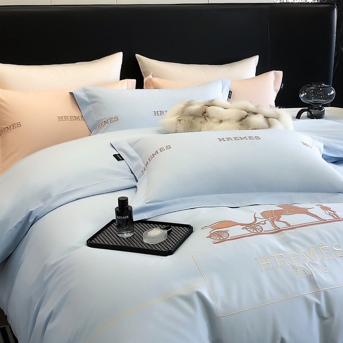 91家纺网 家纺一手货源 找家纺 卡姿家纺 2024新款春夏轻奢全棉简约款四件套-可可玛 可可玛蓝