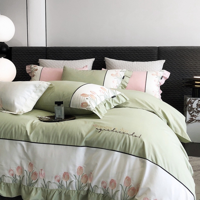 91家纺网 家纺一手货源 找家纺 卡姿家纺 2024新款秋冬全棉优雅刺绣四件套—粉色郁金香 粉色郁金香-豆绿