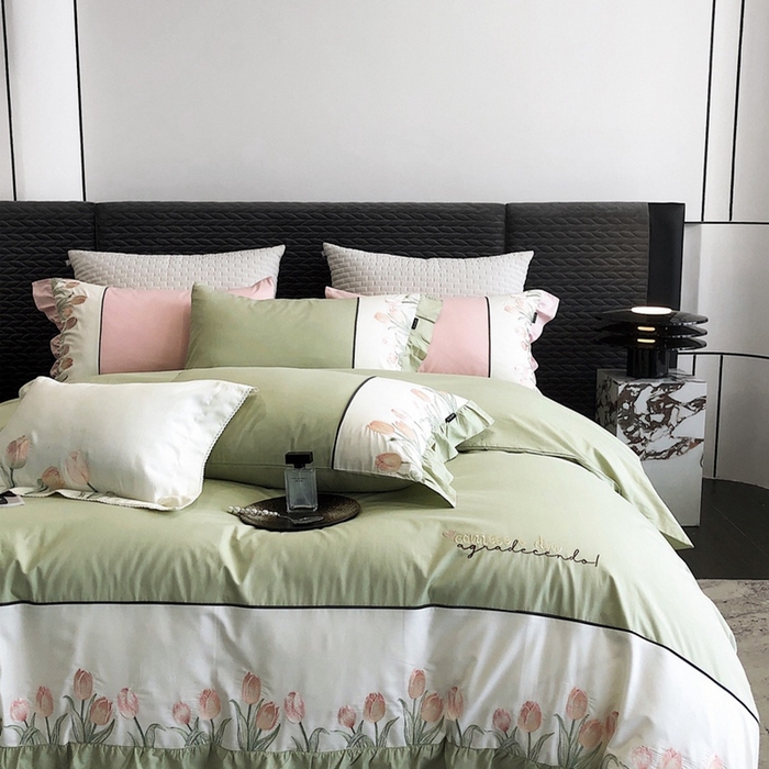 91家纺网 家纺一手货源 找家纺 卡姿家纺 2024新款秋冬全棉优雅刺绣四件套—粉色郁金香 粉色郁金香-豆绿