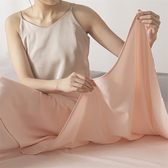 91家纺网 家纺一手货源 找家纺 古吉梦 2024新款水洗棉隔脏睡袋 奶油粉+山灰