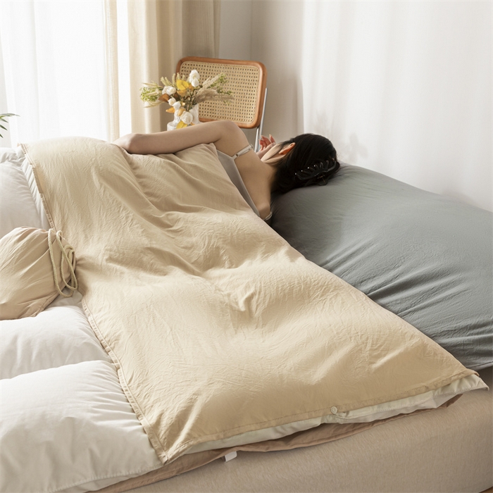 91家纺网 家纺一手货源 找家纺 古吉梦 2024新款水洗棉隔脏睡袋 奶茶+中灰