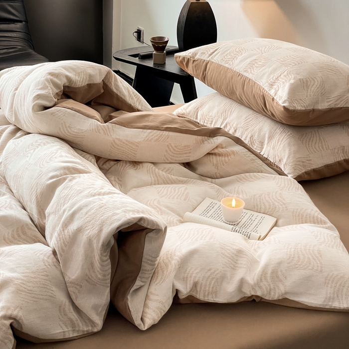 91家纺网 家纺一手货源 找家纺 ab家纺 2024新款全棉三层纱提花四件套系列-方格 方格咖