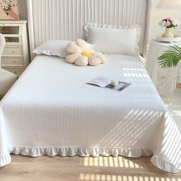 91家纺网 家纺一手货源 找家纺 大境 2024新款40S全棉水洗棉韩版荷叶边夹棉床盖三件套 云朵白