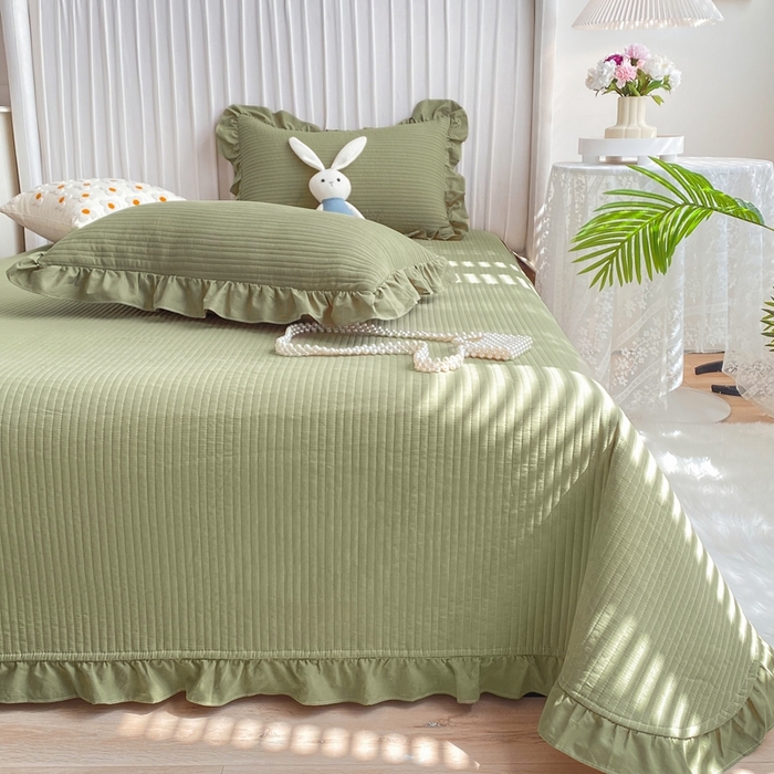 91家纺网 家纺一手货源 找家纺 大境 2024新款40S全棉水洗棉韩版荷叶边夹棉床盖三件套 抹茶绿