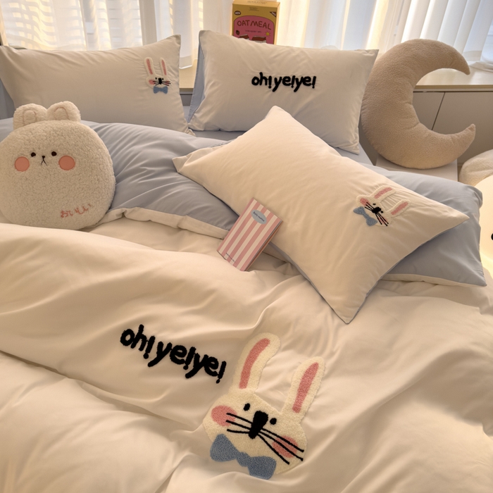 91家纺网 家纺一手货源 找家纺 曼谷家纺 新款毛巾绣四件套小狗图案柔软磨毛床上用品水洗棉套件