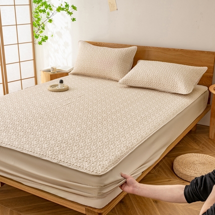 91家纺网 家纺一手货源 找家纺 花言狐语 2025新款A类原棉防水防污床笠--锦绣系列  锦绣-卡其