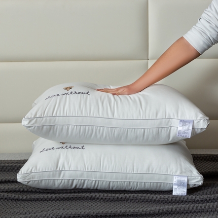 91家纺网 家纺一手货源 找家纺 （总）亦帆 2024新款枕头枕芯全棉小蜜蜂羽丝枕