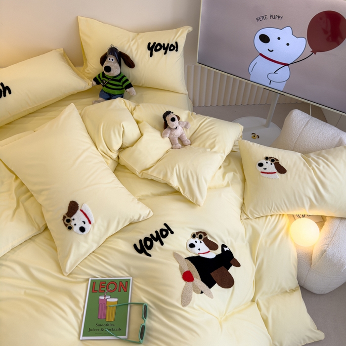 91家纺网 家纺一手货源 找家纺 曼谷家纺 新款毛巾绣四件套小狗图案柔软磨毛床上用品水洗棉套件 飞行员-芝士