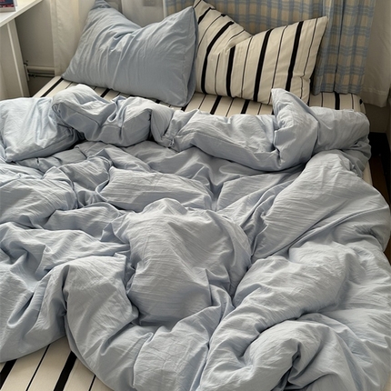 91家纺网 家纺一手货源 找家纺 （总）奈颜 2024新款水洗双层纱爆款双拼条纹四件套（实拍图）